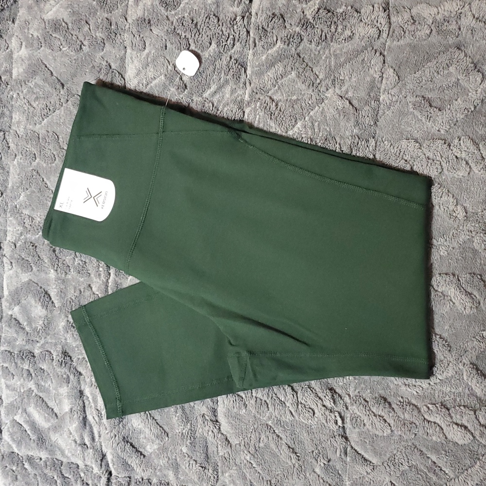 #56 - High Rise Fitted ⅞ Ankle Leggings